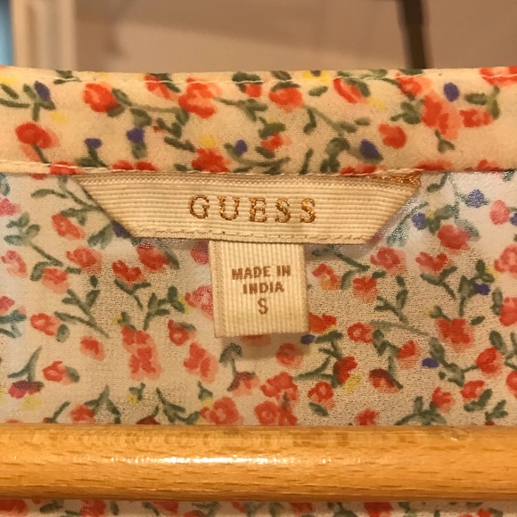 Embroidered floral Guess peplum top - Picture 2 of 4